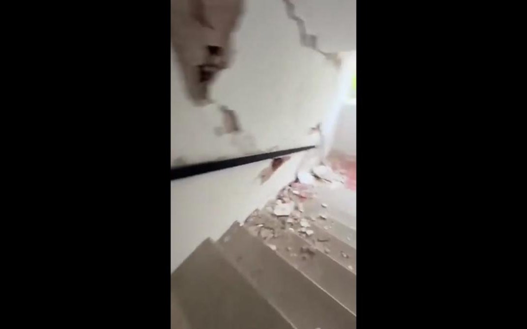 Terremoto in Venezuela, la fuga dal palazzo distrutto