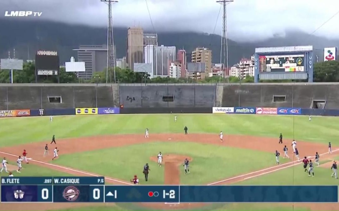 Terremoto in Venezuela, panico allo stadio: giocatori in fuga