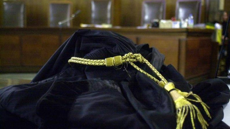 Doppia Curva, pronto a collaborare anche il padre di Ferdico