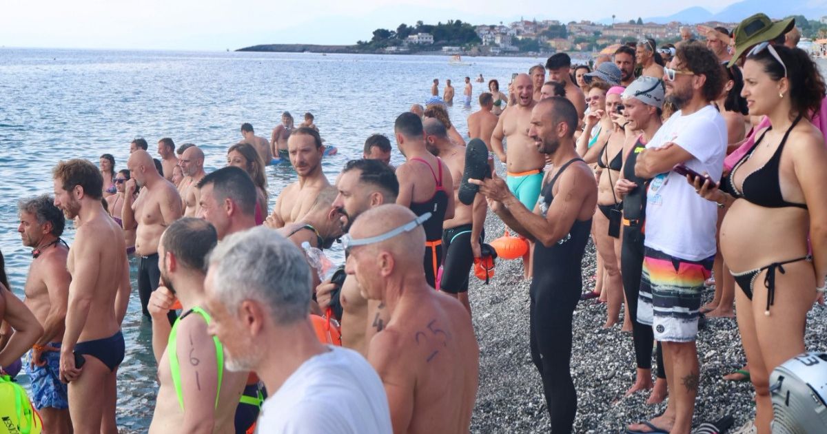 https://www.quotidianodelsud.it/wp-content/uploads/2026/06/trofeo-isola-di-cirella.jpg