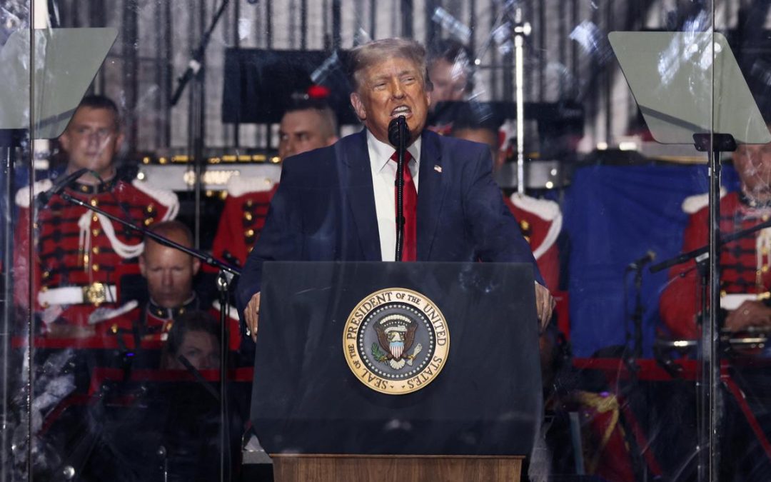 Trump apre festeggiamenti 250 anni degli Usa in stile Maga: “America è tornata”