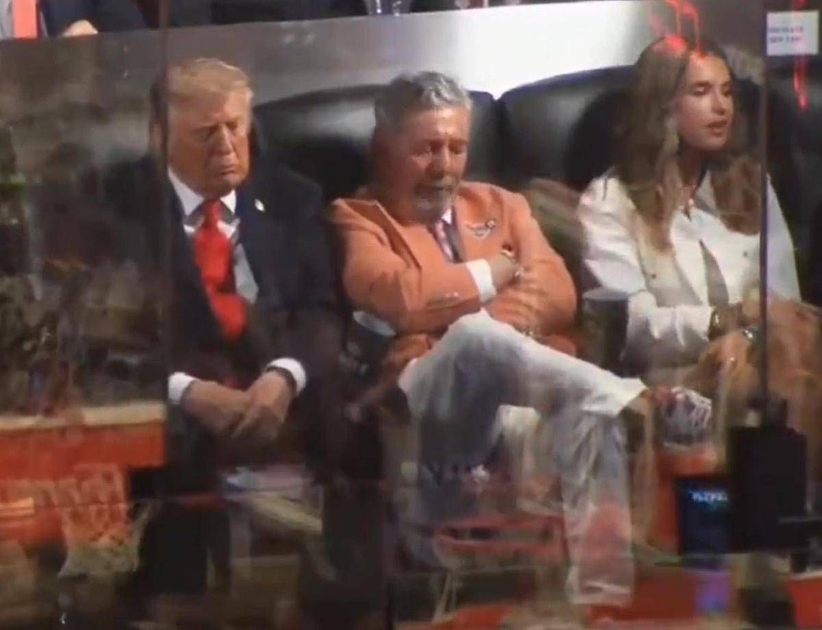 https://www.quotidianodelsud.it/wp-content/uploads/2026/06/trump-dorme-nba-2.jpeg