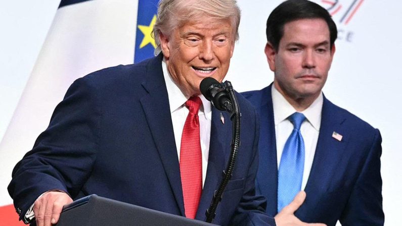 Iran, Trump: “Non volevo assistere a un disastro economico, ecco perché ho fatto l’accordo”