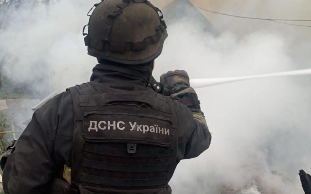 Ucraina, pioggia di bombe su Kharkiv: feriti e danni. Nuovo attacco di Lavrov all’Europa