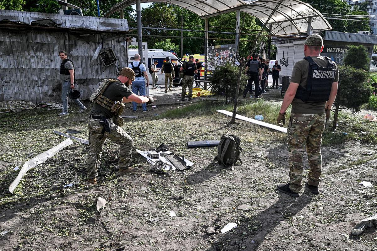 https://www.quotidianodelsud.it/wp-content/uploads/2026/06/ucraina-zaporizhzhia-resti-drone-russia-fg-ipa.jpeg