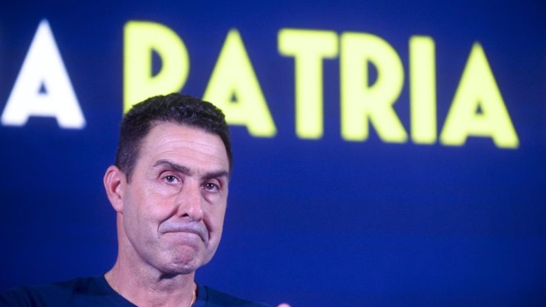 ‘Caso’ ginocchiere, Vannacci: “Non avrei percepito sessismo nelle frasi di Silvestri, ma non sono donna”
