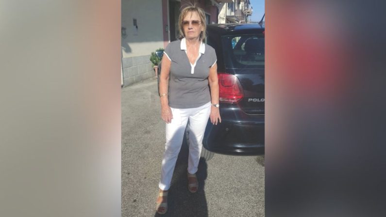 Senise sotto shock, uccide la madre a Roma. Indagini su movente e conti della vittima