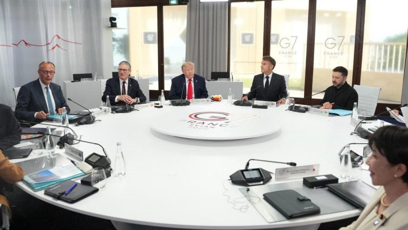Ucraina-Russia, Trump: “Parlato con Zelensky e Putin, qualcosa sta per succedere”