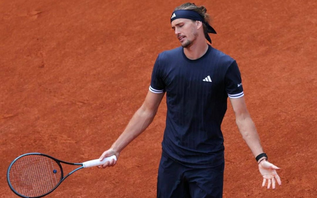 Roland Garros, Zverev litiga con l’arbitro: cos’è successo contro Mensik