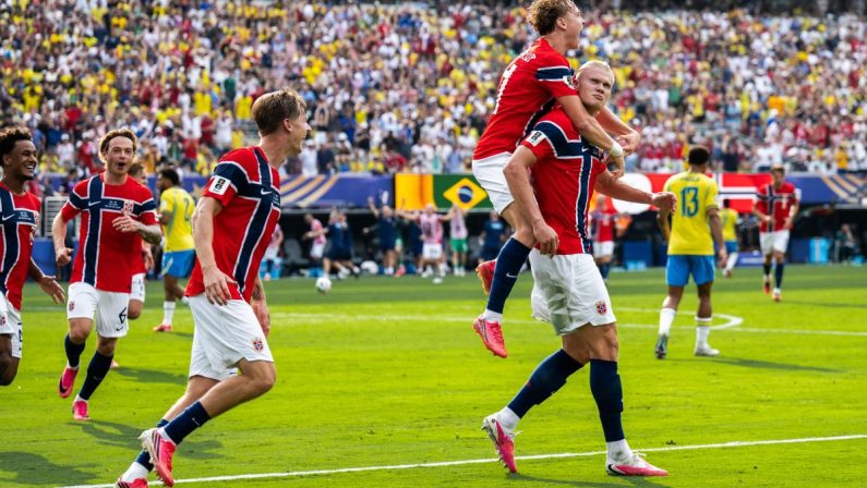 Norvegia avanti con doppietta Haaland, il Brasile di Ancelotti saluta il Mondiale