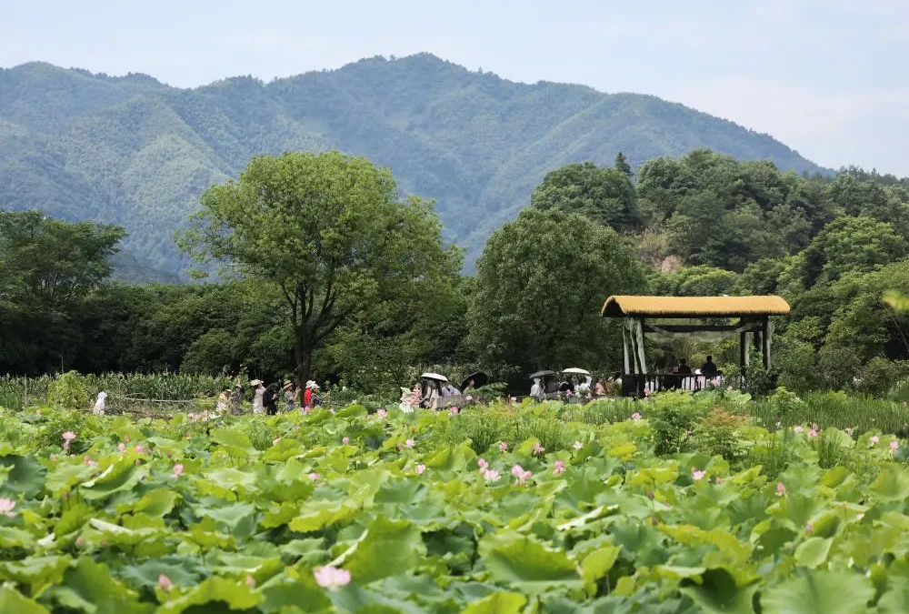 Cina, buoni di consumo per 450 mln di yuan a favore del turismo estivo