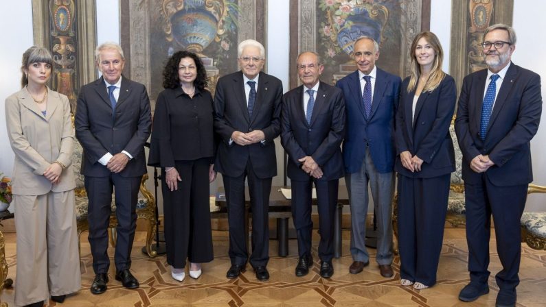 Mattarella riceve una delegazione della LILT