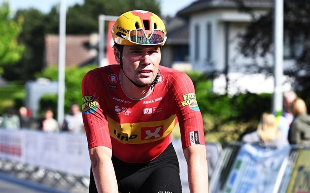 Waerenskjold vince in volata 11^ tappa al Tour, Pogacar resta in giallo