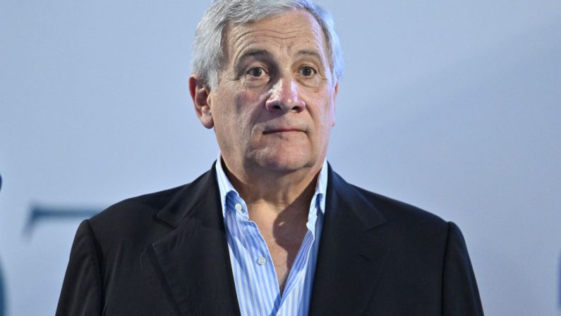 L.Elettorale, Tajani “L’importante è che sia passata, nessuna crisi di governo”