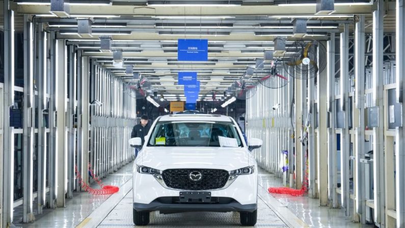 Cina, le attrezzature guidano la crescita dell’export nel primo semestre