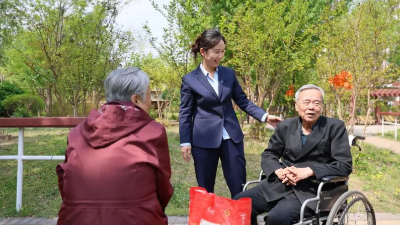 Cina, misure per promuovere i servizi domestici