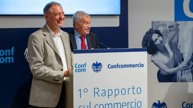Confcom, meno negozi ma imprese più forti. Rischio desertificazione nelle città
