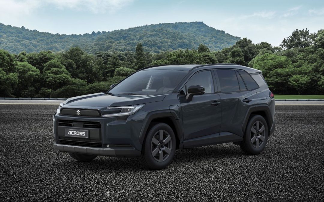 Suzuki Across Plug-in Hybrid, design rinnovato per l’ammiraglia da 309 cv