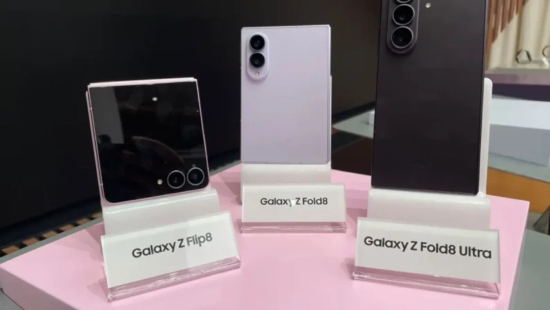Smartphone, Samsung lancia la nuova serie di pieghevoli tra AI e personalizzazione