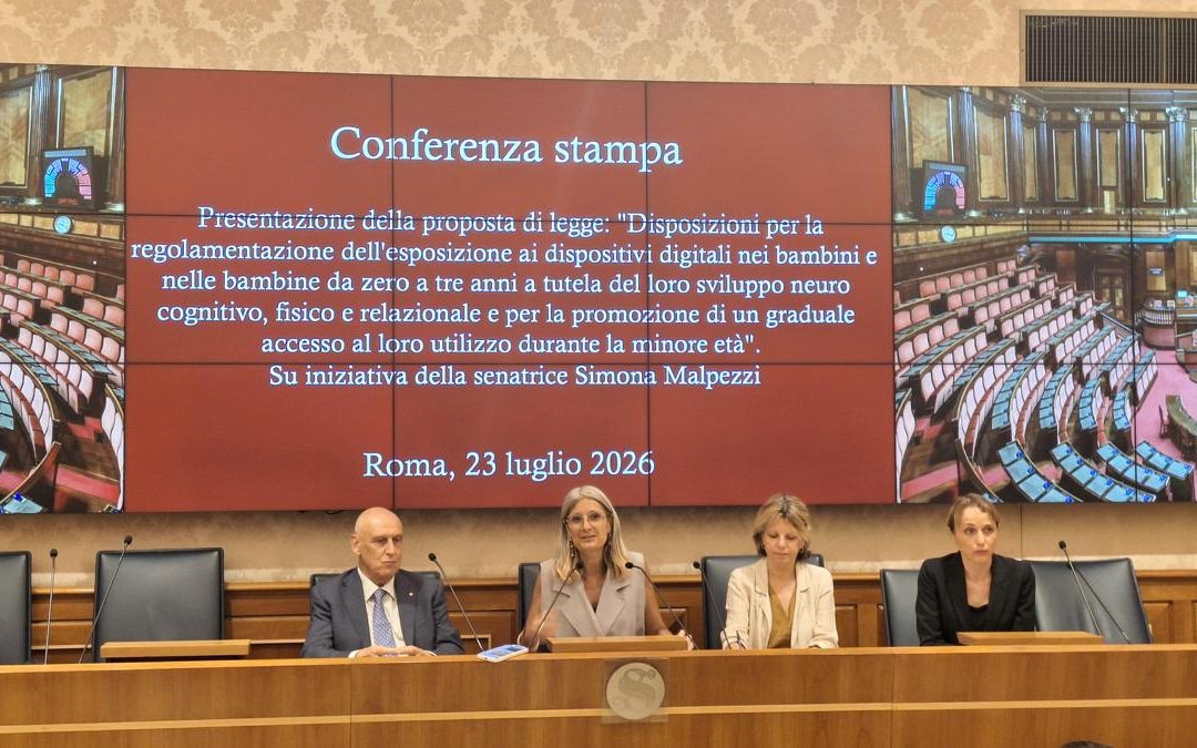 Pediatri: “No a dispositivi digitali sotto i 3 anni”, prima proposta di legge