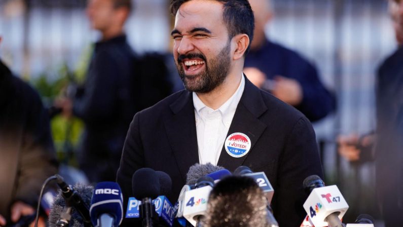 New York, italoamericani contro Mamdani: “Toglie Little Italy dalla mappa, ci odia”