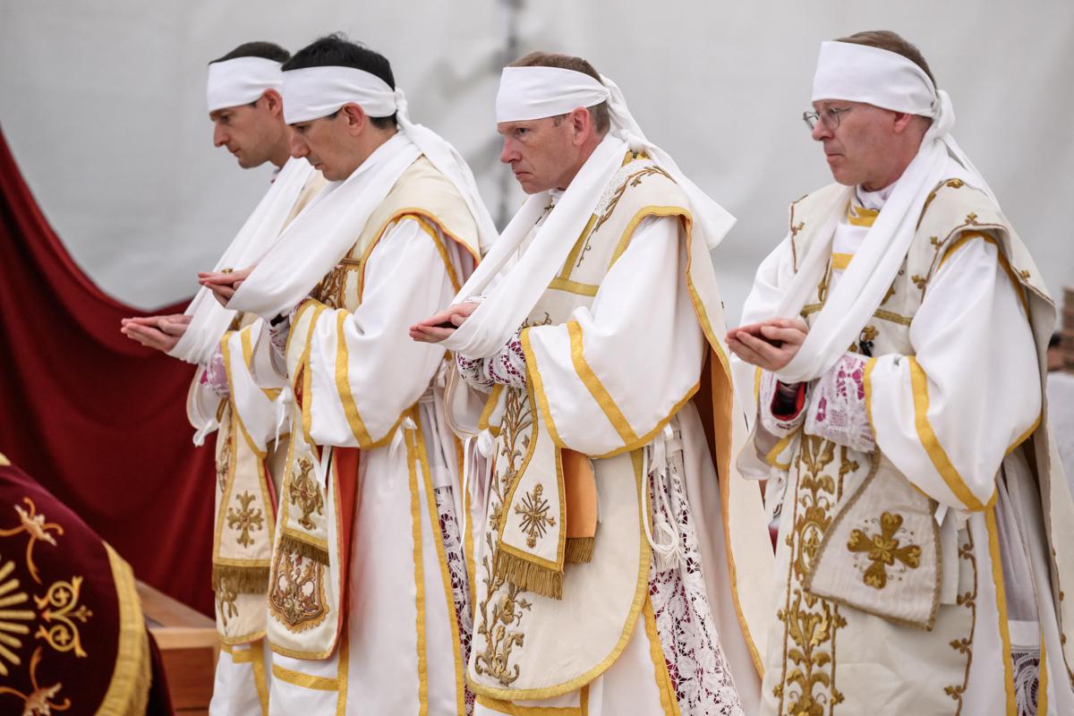 https://www.quotidianodelsud.it/wp-content/uploads/2026/07/afp-20260701-b8w329e-v1-highres-switzerlandfrancereligionpopechristianity.jpeg
