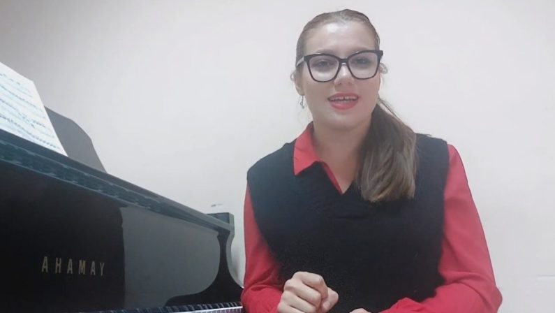 Giovane investita sulle strisce pedonali, Vibo in ansia per Andrea