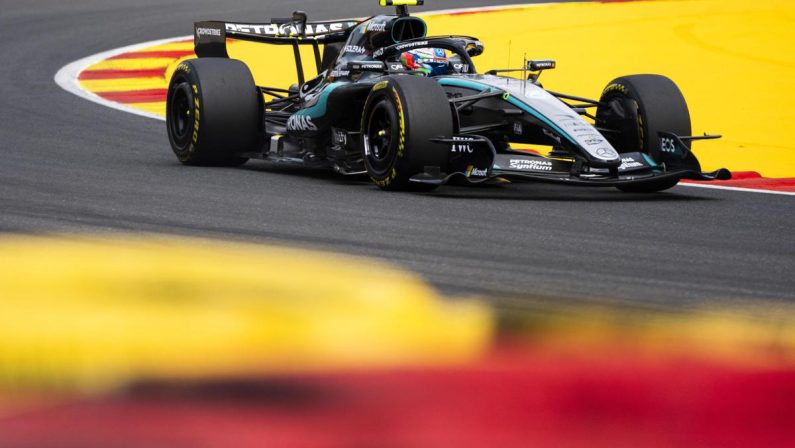Gp Belgio, Antonelli in pole davanti a Verstappen