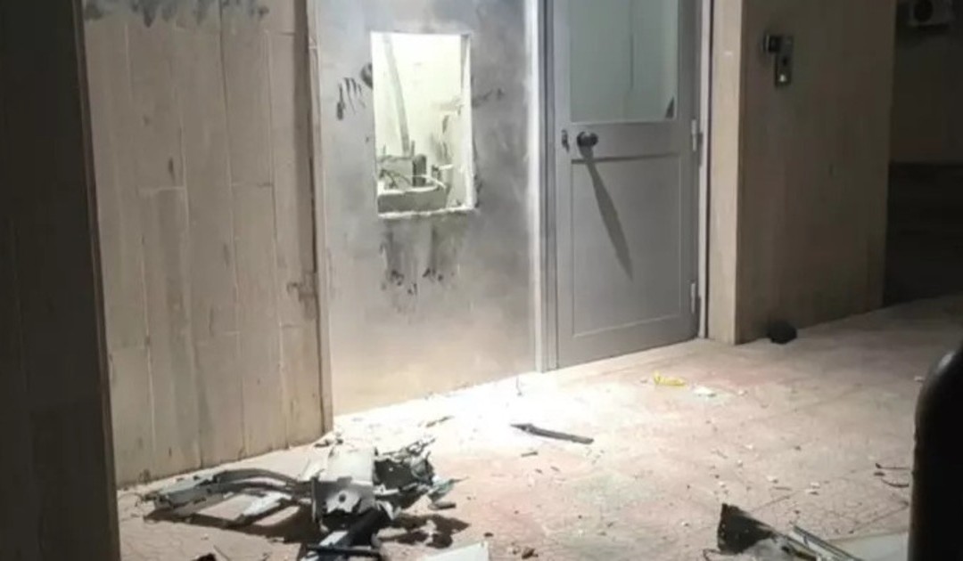 Assalti esplosivi nella notte, colpiti postamat e bancomat nel foggiano e brindisino