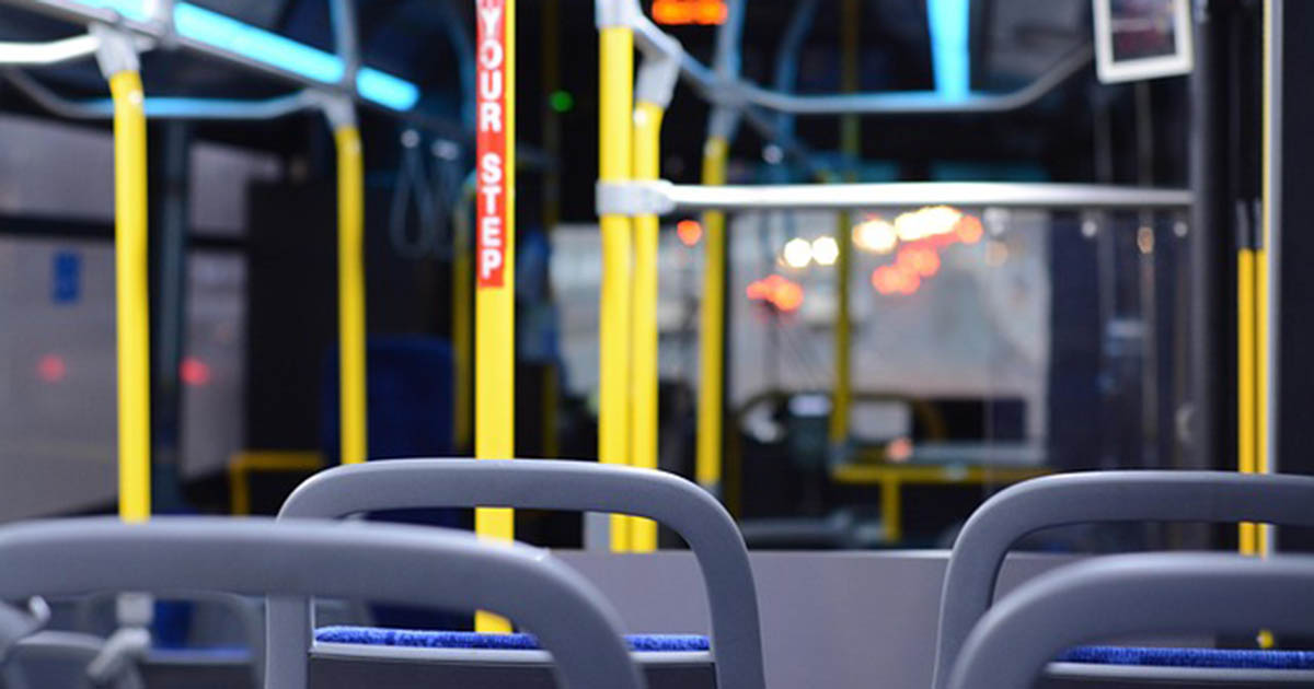 https://www.quotidianodelsud.it/wp-content/uploads/2026/07/autobus-sedili.jpg
