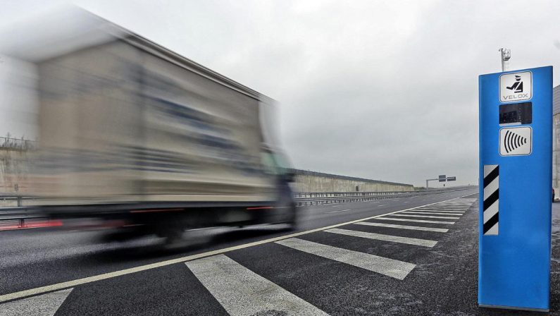 Autovelox, nuovo decreto: “Stop per circa 1000 dispositivi”, cosa cambia