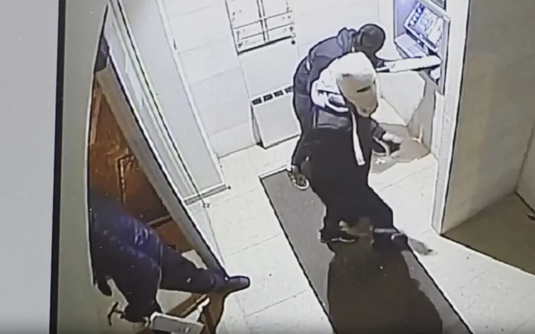 Furti a banche e rapine, 11 misure cautelari a Potenza / Video