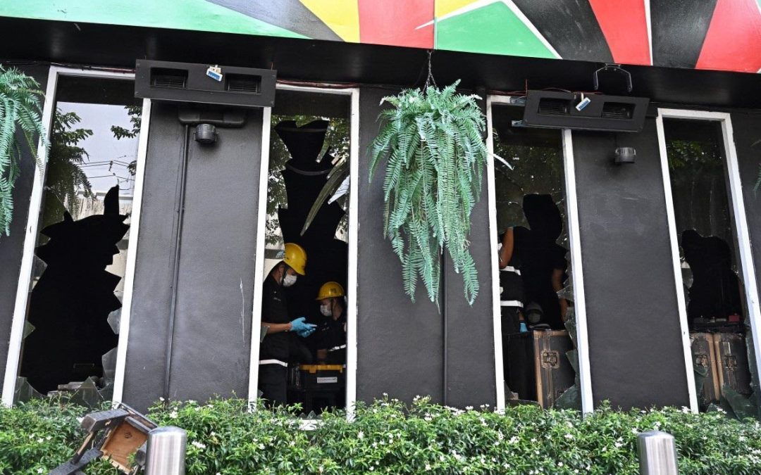 Thailandia, incendio in un bar a Bangkok: almeno 27 morti e oltre 60 feriti