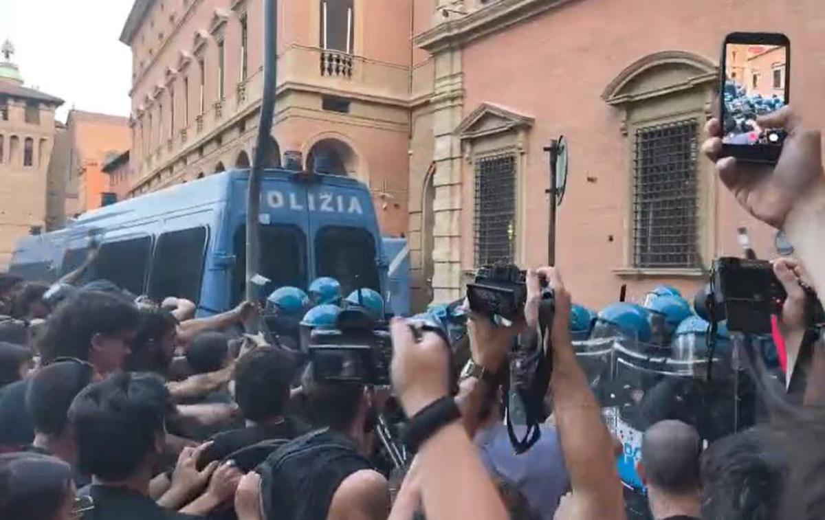 https://www.quotidianodelsud.it/wp-content/uploads/2026/07/bologna-scontri-fi.jpeg