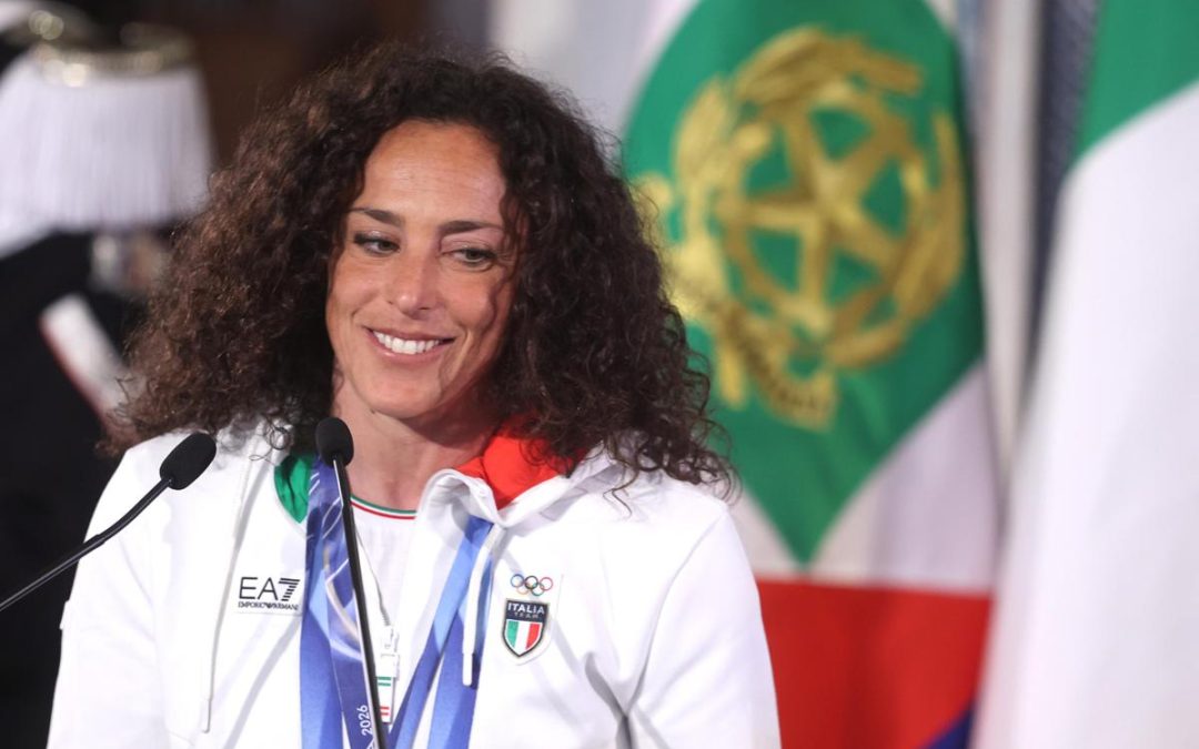 Brignone: “Sogno un figlio, dopo lo sci girerò il mondo in surf. Popolare come Sinner? Lui ha il jet, io prendo Ryanair”