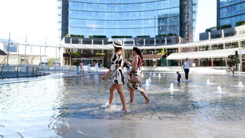 Nuova e intensa ondata di calore in arrivo su Italia ed Europa occidentale, cos’è la configurazione a omega
