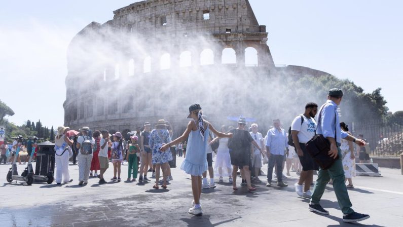 Caldo record in Italia fino a sabato, poi arriva la svolta meteo