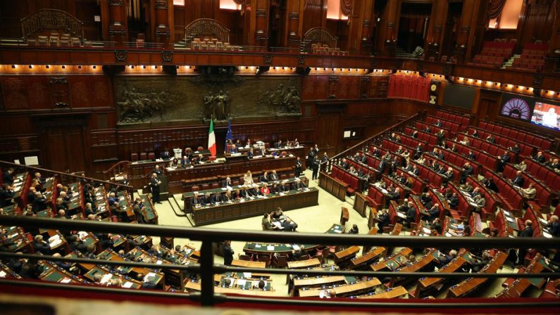 Legge elettorale, bocciato emendamento preferenze: franchi tiratori decisivi, chi ha votato contro?