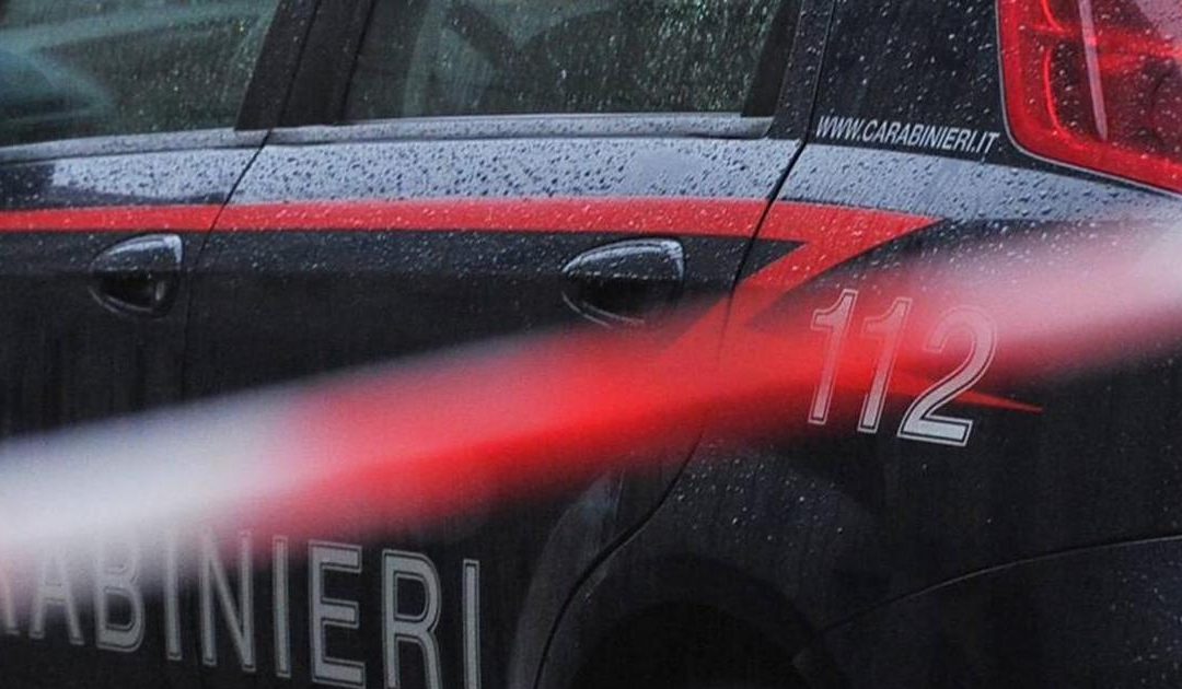 Frontale tra auto e gazzella dei carabinieri a Montebelluna, due militari in gravi condizioni
