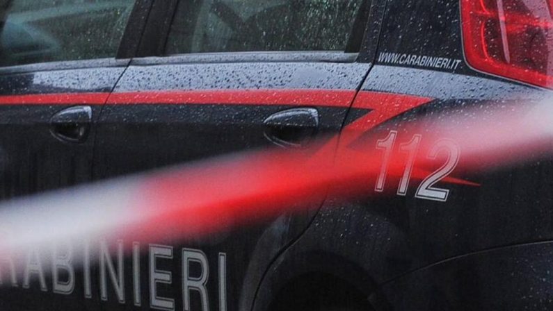 Frontale tra auto e gazzella dei carabinieri a Montebelluna, due militari in gravi condizioni