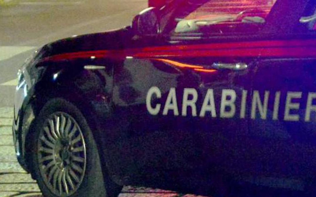 Montalto Uffugo, bomba carta contro un salone da parrucchiere