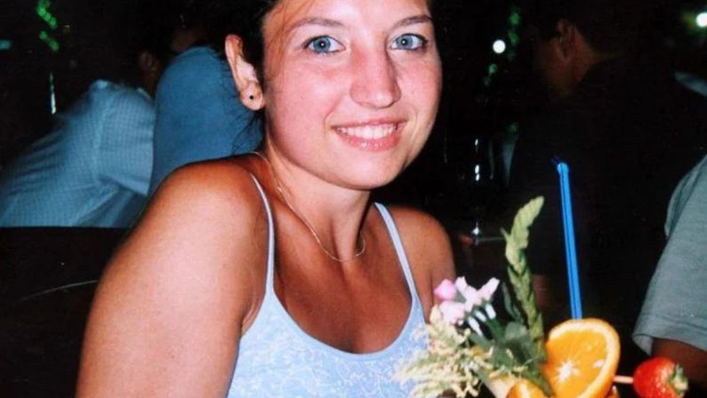Caso Garlasco, Garante sanziona due programmi tv: “Lesa dignità Chiara Poggi mostrando suo corpo”