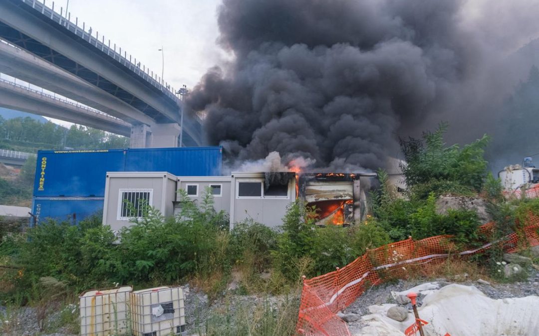 Guerriglia No Tav in Valsusa: circa 450 identificati, oltre 120 feriti tra forze dell’ordine