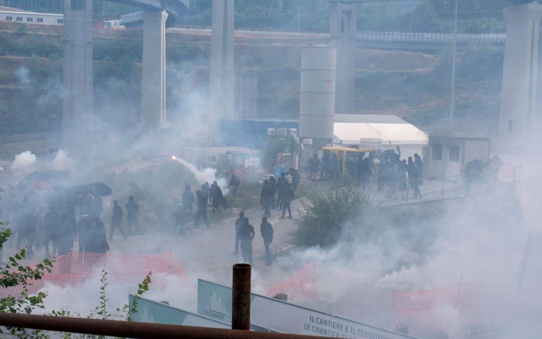 Guerriglia No Tav in Valsusa, alcuni fermati per gli scontri