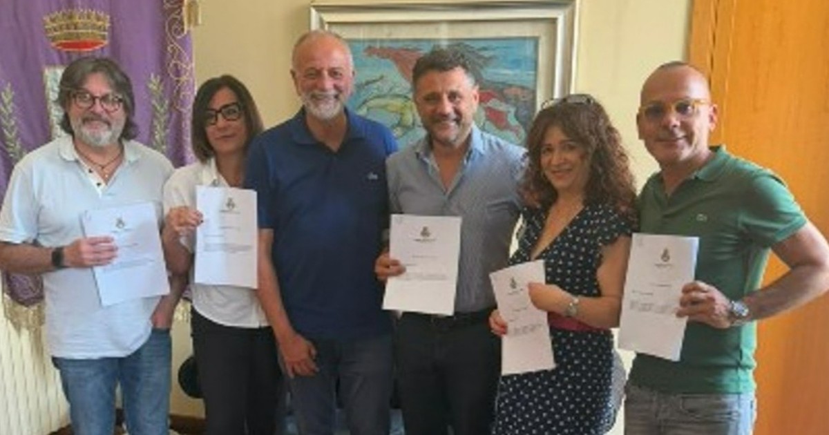 https://www.quotidianodelsud.it/wp-content/uploads/2026/07/conversano-giunta-comunale.jpg