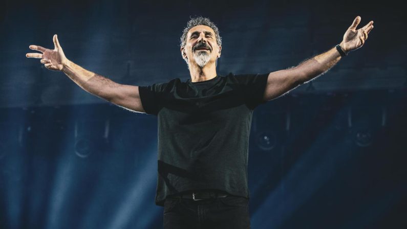 System Of A Down, a Milano uno spettacolo tra caos e catarsi