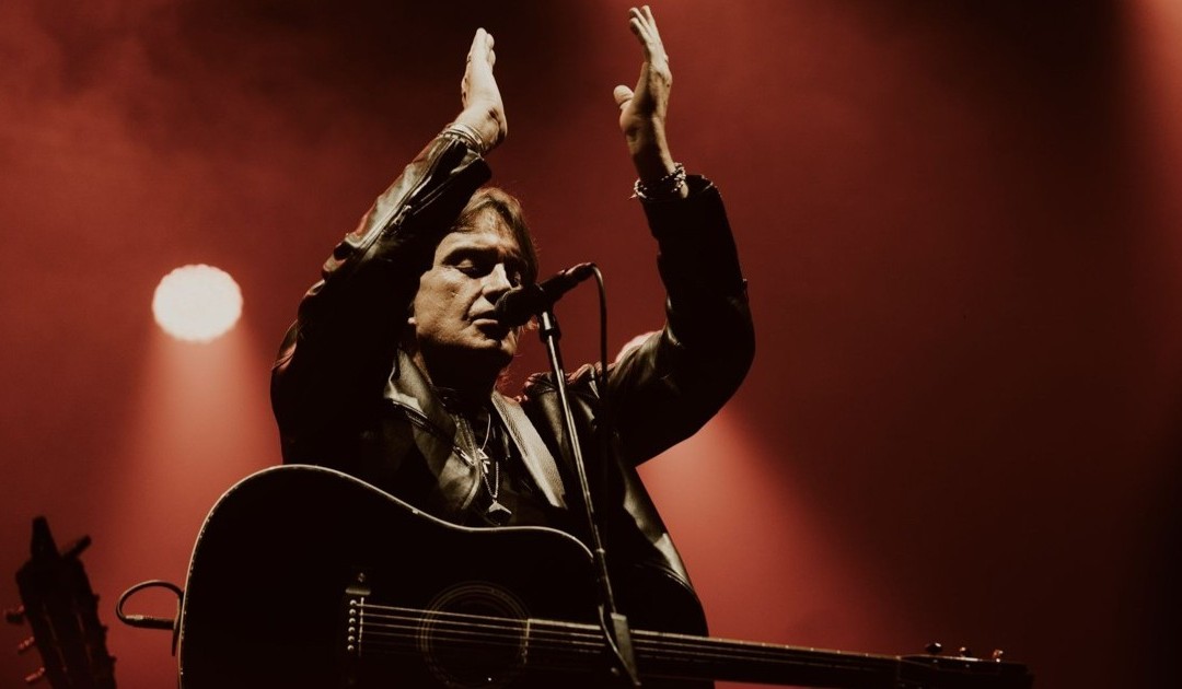 Cristiano De André: «La canzone d’autore continua a stimolare mente, cuore e anima»