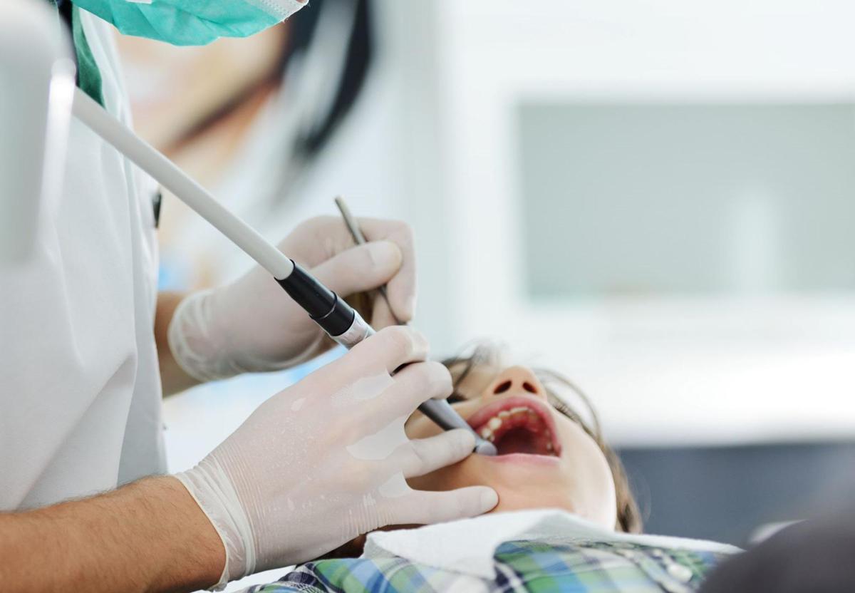 https://www.quotidianodelsud.it/wp-content/uploads/2026/07/dentista-bambino-storyblocks-rit.jpeg