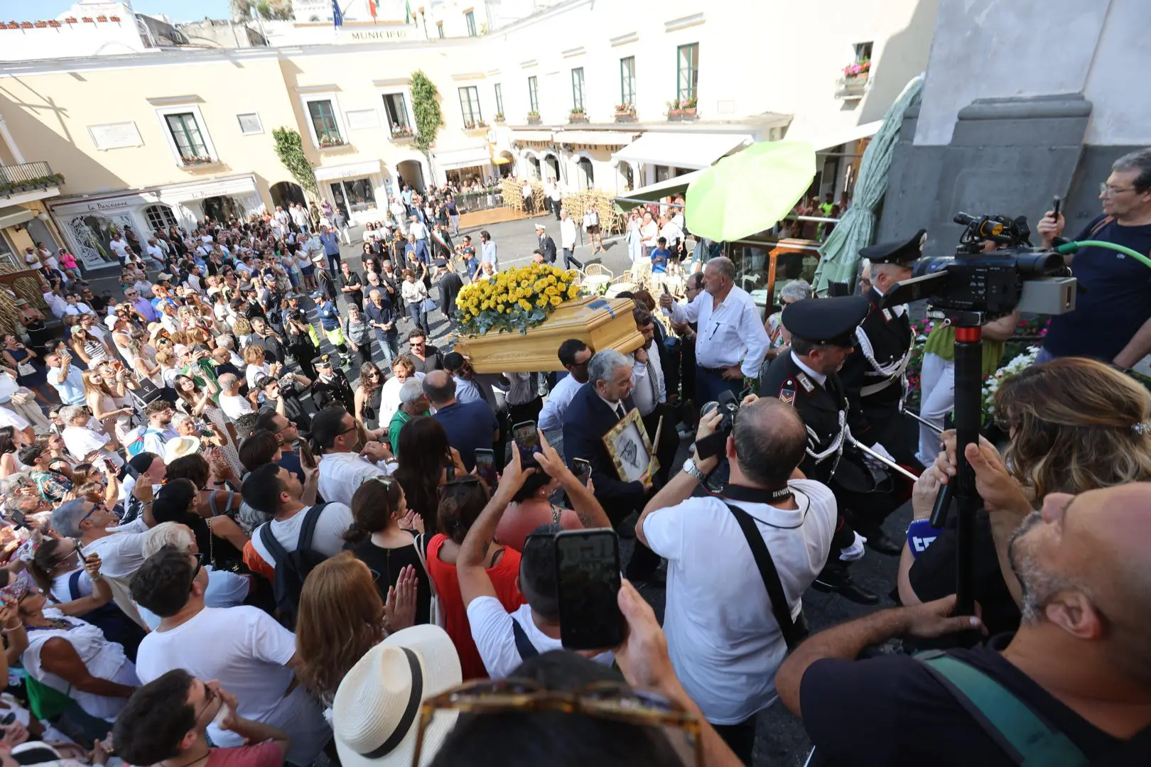 https://www.quotidianodelsud.it/wp-content/uploads/2026/07/di-capri.jpg