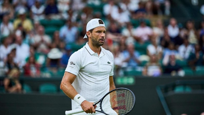 Centrale chiude il tetto, Dimitrov si infuria: sfogo durante match con Berrettini